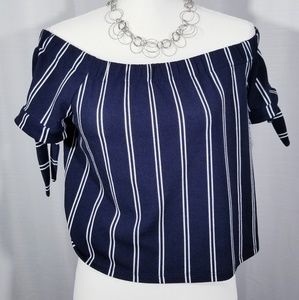 Ivoire striped off shoulders cropped blue top. L